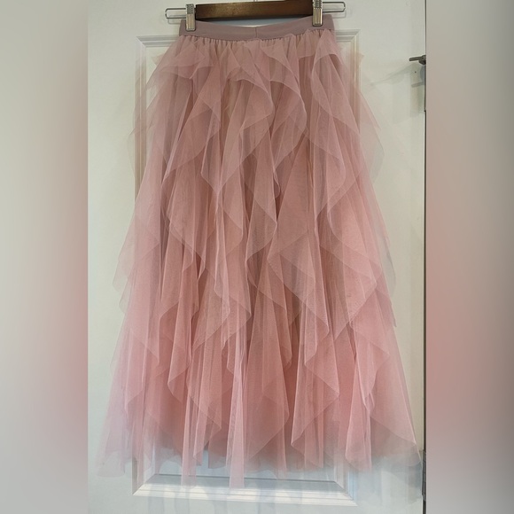 Women's Pink Blush Tulle Ruffle Tiered Boho Skirt One Size Elastic Waist - Picture 2 of 4
